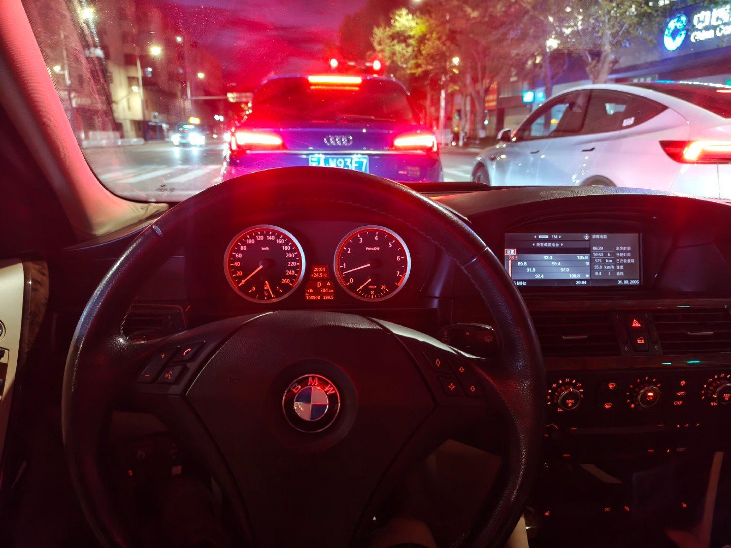 老爹表示：好！这才叫开宝马啊！他们有些人买的宝马，我就没开出好开在哪。[赞][doge] ​