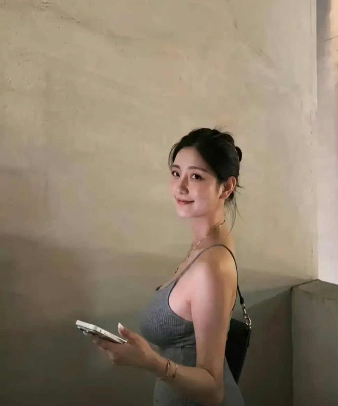 犹豫了好久，不知道怎么去搭讪，有人支个招么 ​​​