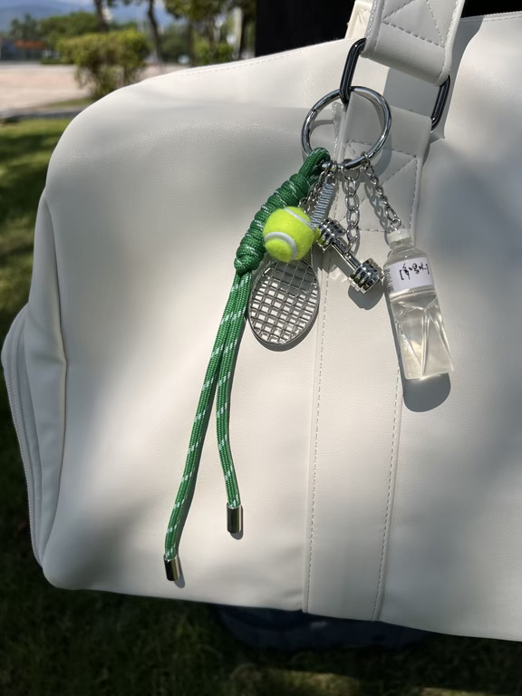 网球女孩的包挂三件套也太绝绝子了吧🎾💪💧
