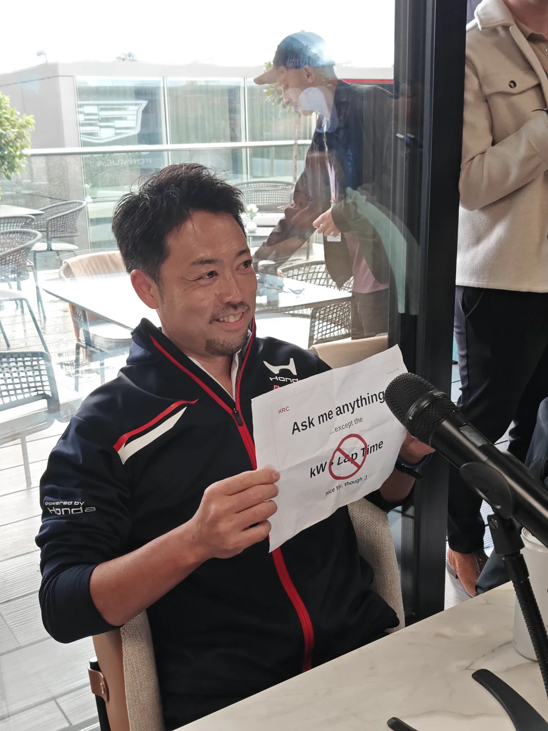 折原伸太郎：“可以问我任何问题，除了单圈千瓦数”