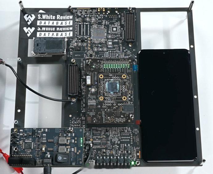 央视都发话题了，这事儿的分量，你们自己掂量～[不愧是你]  小米今天不...