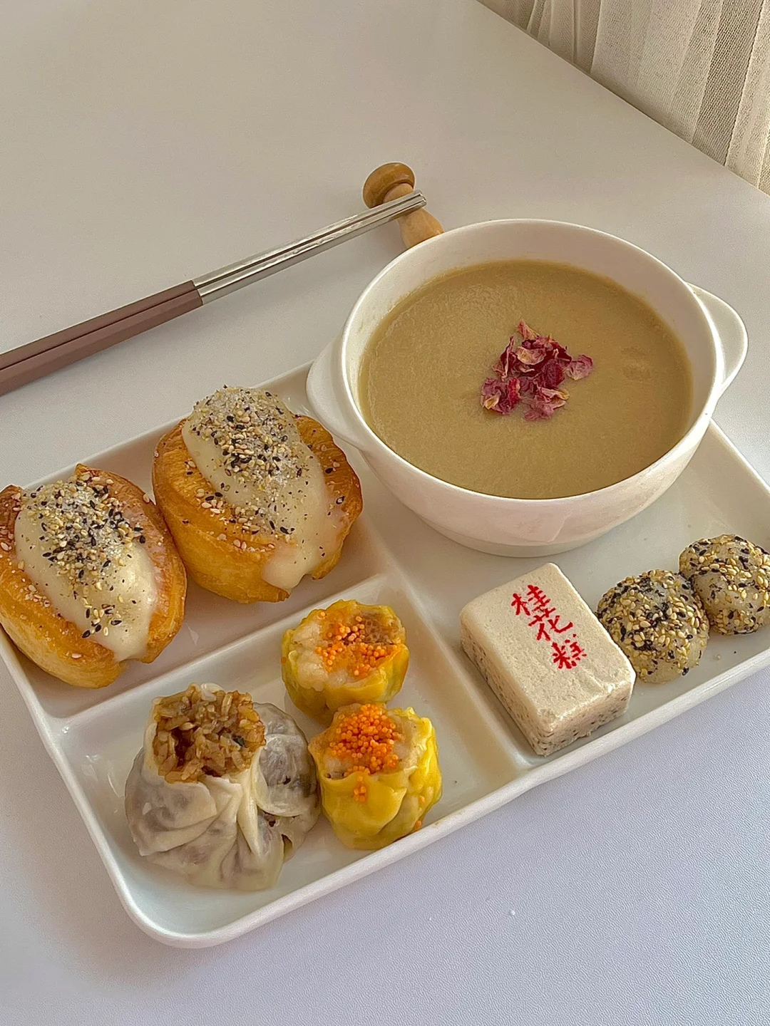 中式早餐🥢小米红枣米稀｜油条包麻糍😋