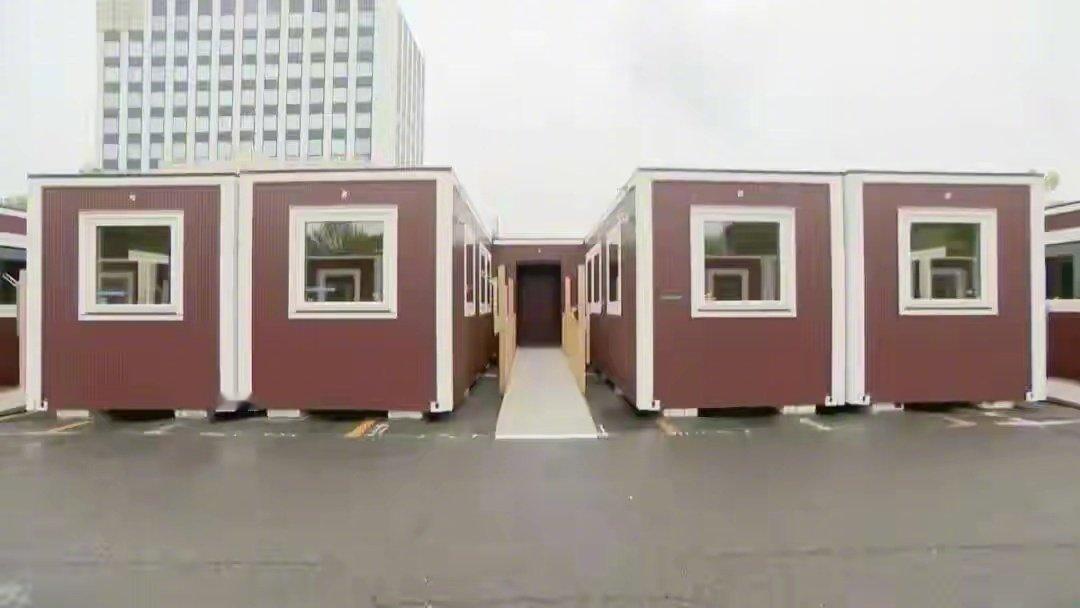 说一个无人在意的笑话，日本名古屋亚运会预算连续超标，大量运动员将入住集...