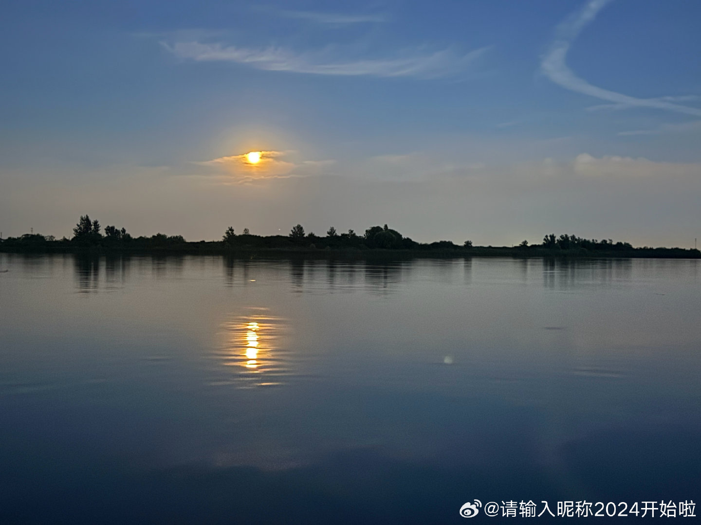 虽然我爱张凌赫，但是，我也同样欣赏，同性张新成，丁禹兮，肖战，杨洋等不提及不代表不在内，异性话王楚然，田曦薇，赵今麦，卢昱晓等等等等
不提及不代表不在内！！！你们各种黑！！！！为啥黑粉那么极端，爱一个人就要恨其他人，这对吗[微笑]#这一秒过火# tmd ​
