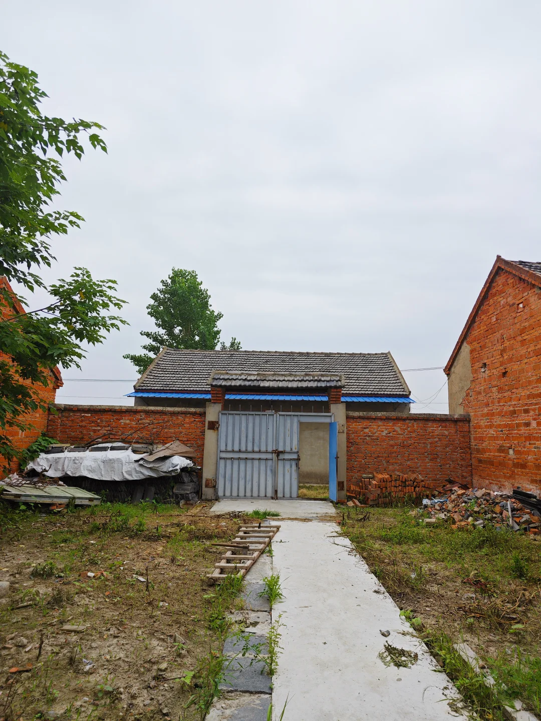 住在农村的日子…算了，和你们城里人说不清楚