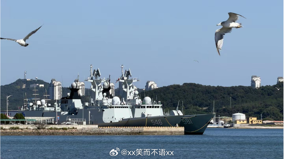 #中外舰闻[超话]#054A来自581/546的问候[喵喵]#来自河南大一新生的教师节浪漫##烽火问鼎计划# ​