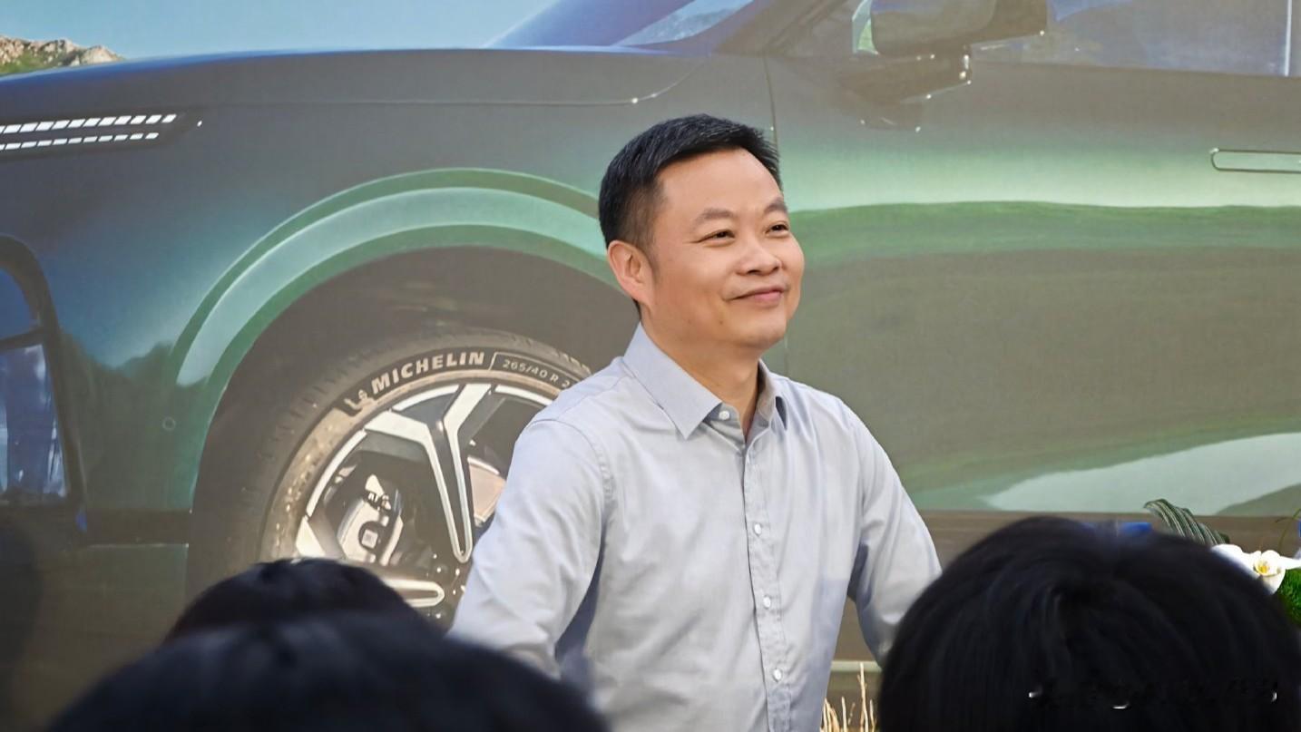 赛力斯和华为在下怎样一盘棋作者加速成长计划何小鹏透露，小鹏汽车将在2027年全球推出VLA，并且公司正处于海外建设XPeng超级储能充电站的早期阶段。