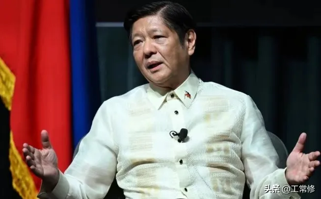 南海博弈：菲律宾以低烈度摩擦实施消耗战术，博弈核心不在一战决胜
 
很多人疑惑，菲律宾海军实力有限，却持续在南海牵动我方大量海警、海军力量，连渔民、海上民兵都被卷入对峙。这并不是菲律宾军力强大，而是它选择了一套典型的低烈度持续消耗策略，避开正面决战，用摩擦拉锯制造长期压力。
 
黄岩岛、仁爱礁、仙宾