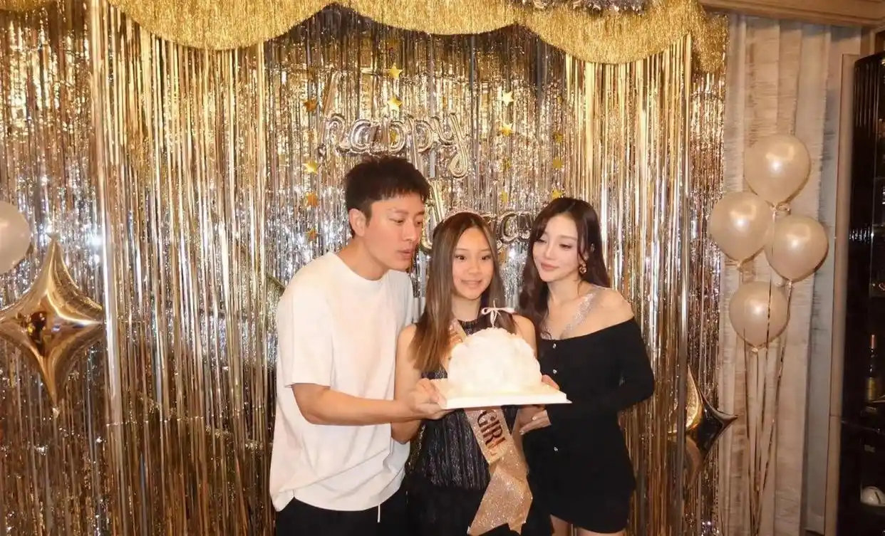 贾乃亮赢麻了！直播间狂揽5.7亿战绩，前妻与孩子共享温馨时光 ​