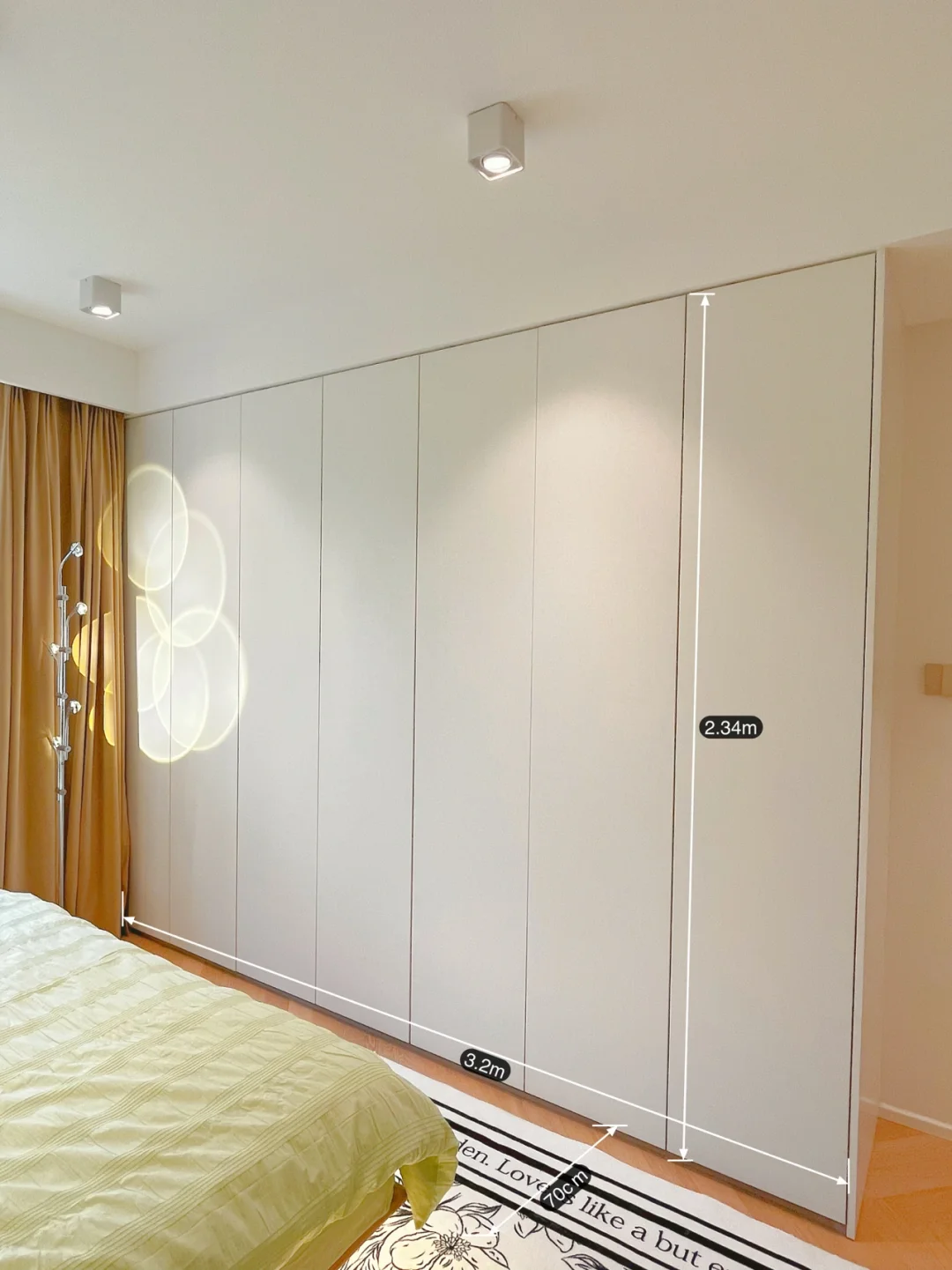 床尾柜太能装了！一个柜子收纳完全家衣物！