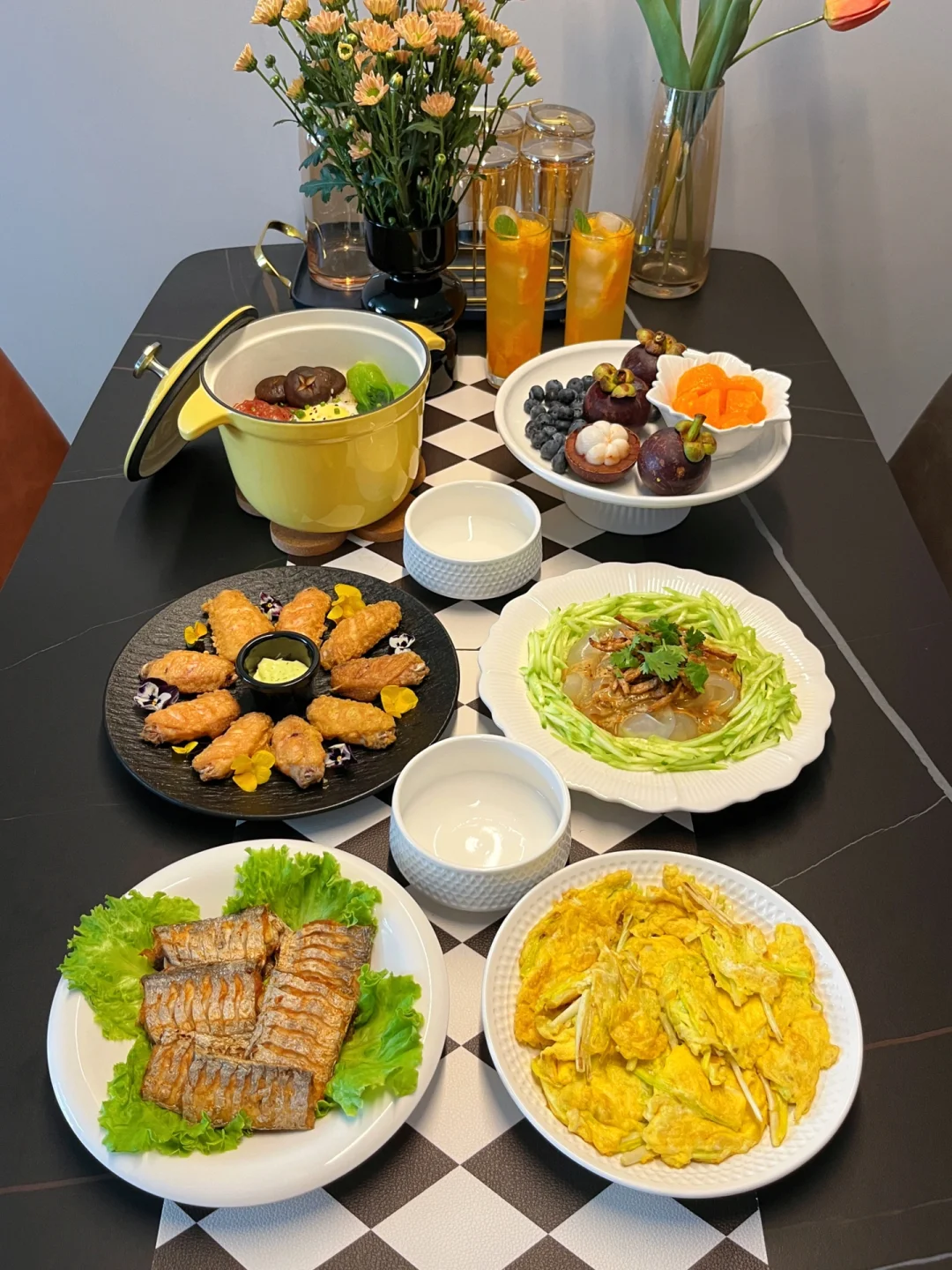 什么是体面呢？是朝九晚五，还是五险一金？