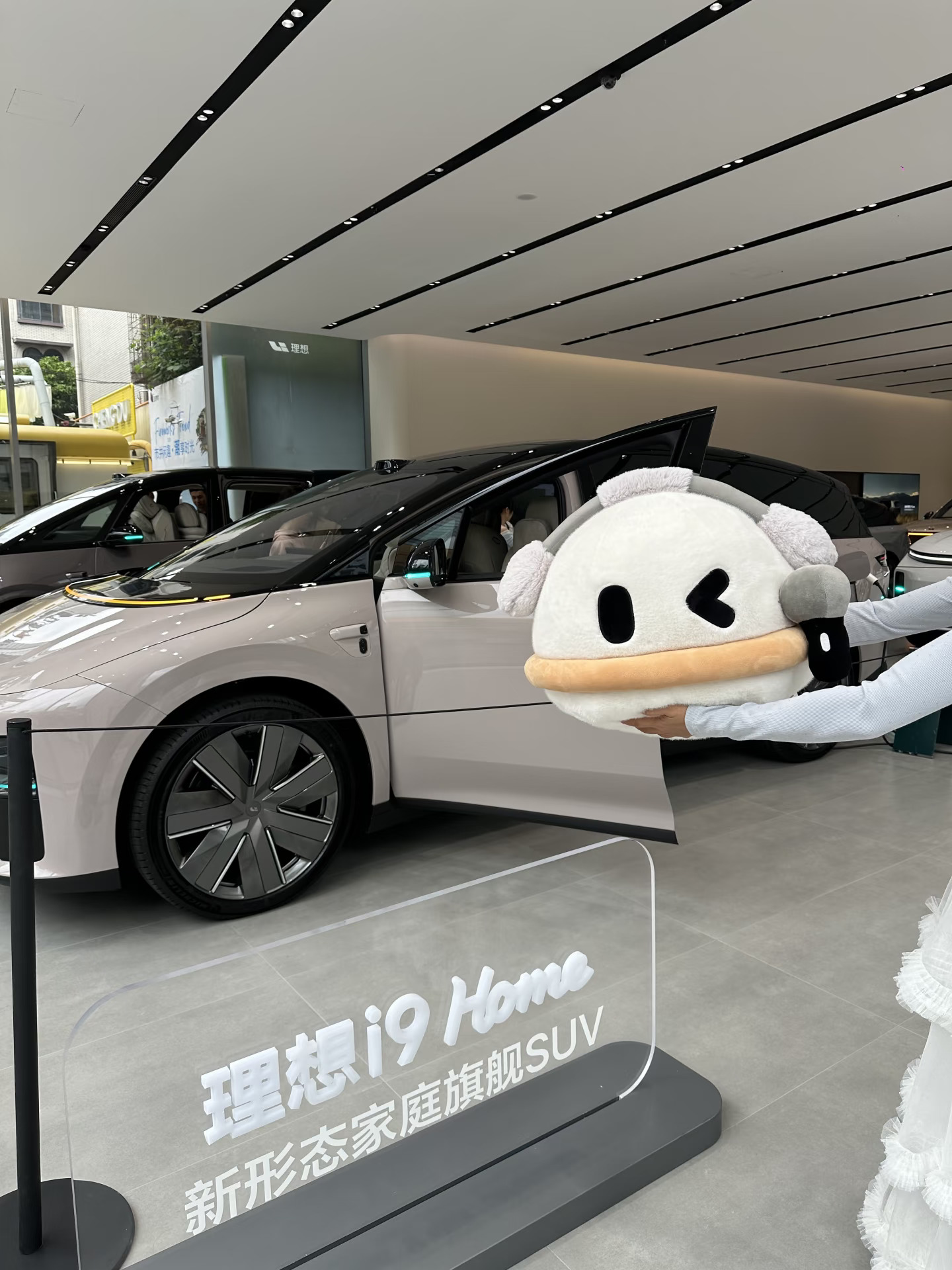 全新理想i9，真的很难不喜欢啊！！！！