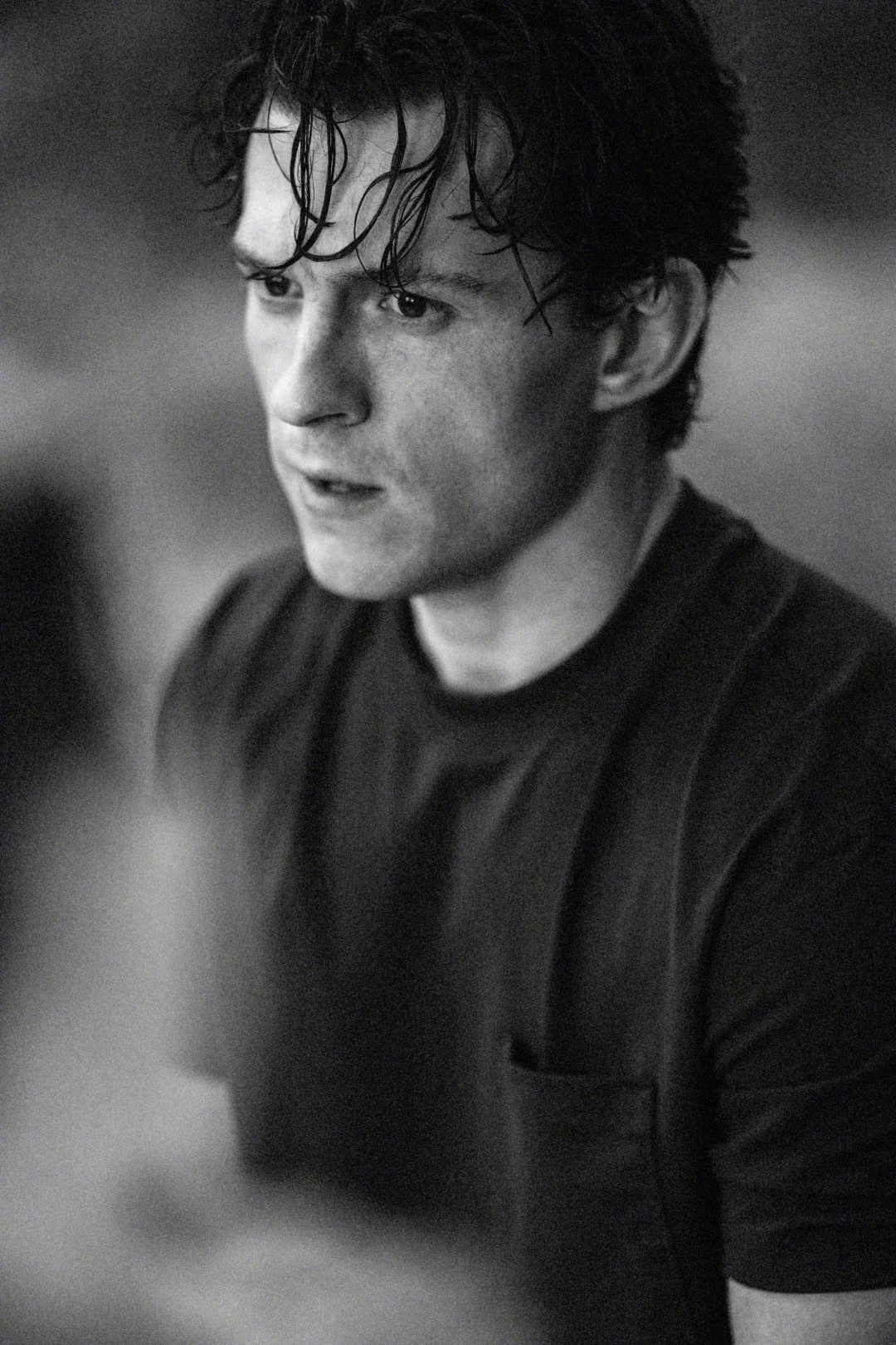 已婚“荷兰弟”汤姆·霍兰德新写真展熟男风范！