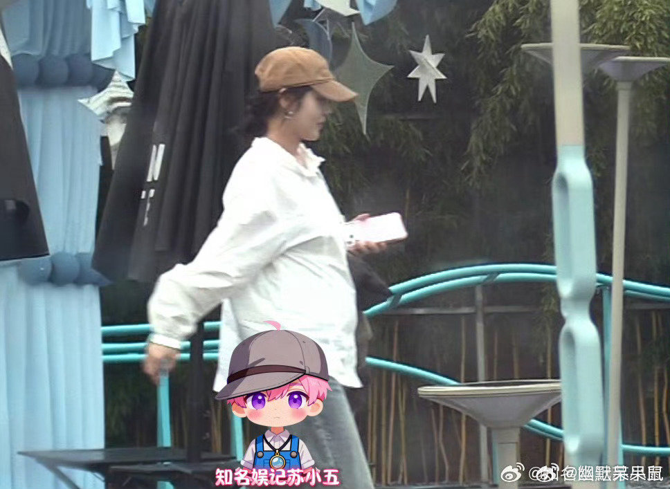 #张佳宁未回应怀孕传闻#要她回应什么呢？人家只不过是想要平静的生活。保护自己和家人的隐私的，人家想说就说呗 ​