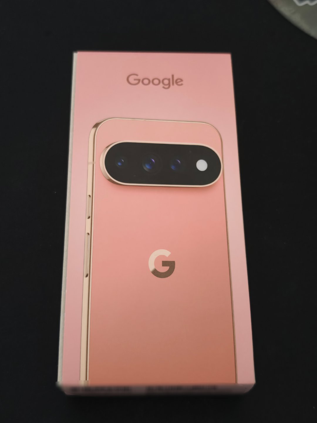 闲置出一台 Google Pixel 11 Pro 12+256 日版 砂岩粉 全新未拆封，自购于官网，7460 包邮走鱼可议价 ​