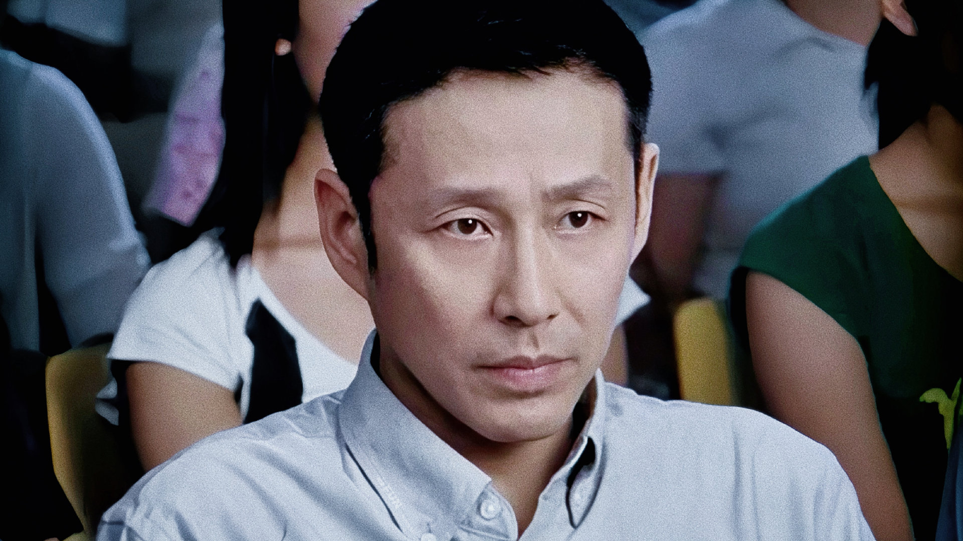 #陈道明[超话]#   🍚#陈道明# 
《我们无处安放的青春》——周德明

把别人的心搞的乱七八糟还在那里萌萌的笑！

截修6p 📷‖禁二改/二传标源|| ​