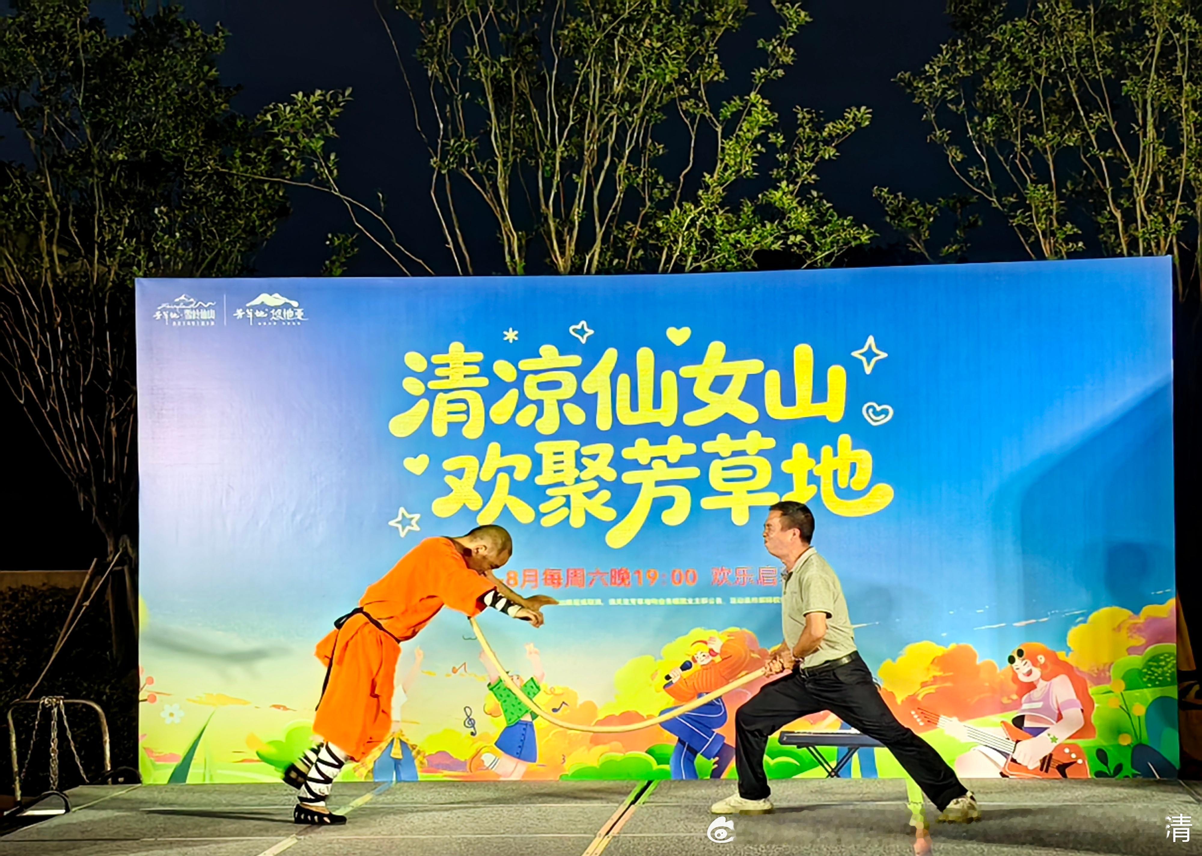努力从来不足为外人道。 ​生活从来不曾一马平川。 ​实力从来不是一蹴而...