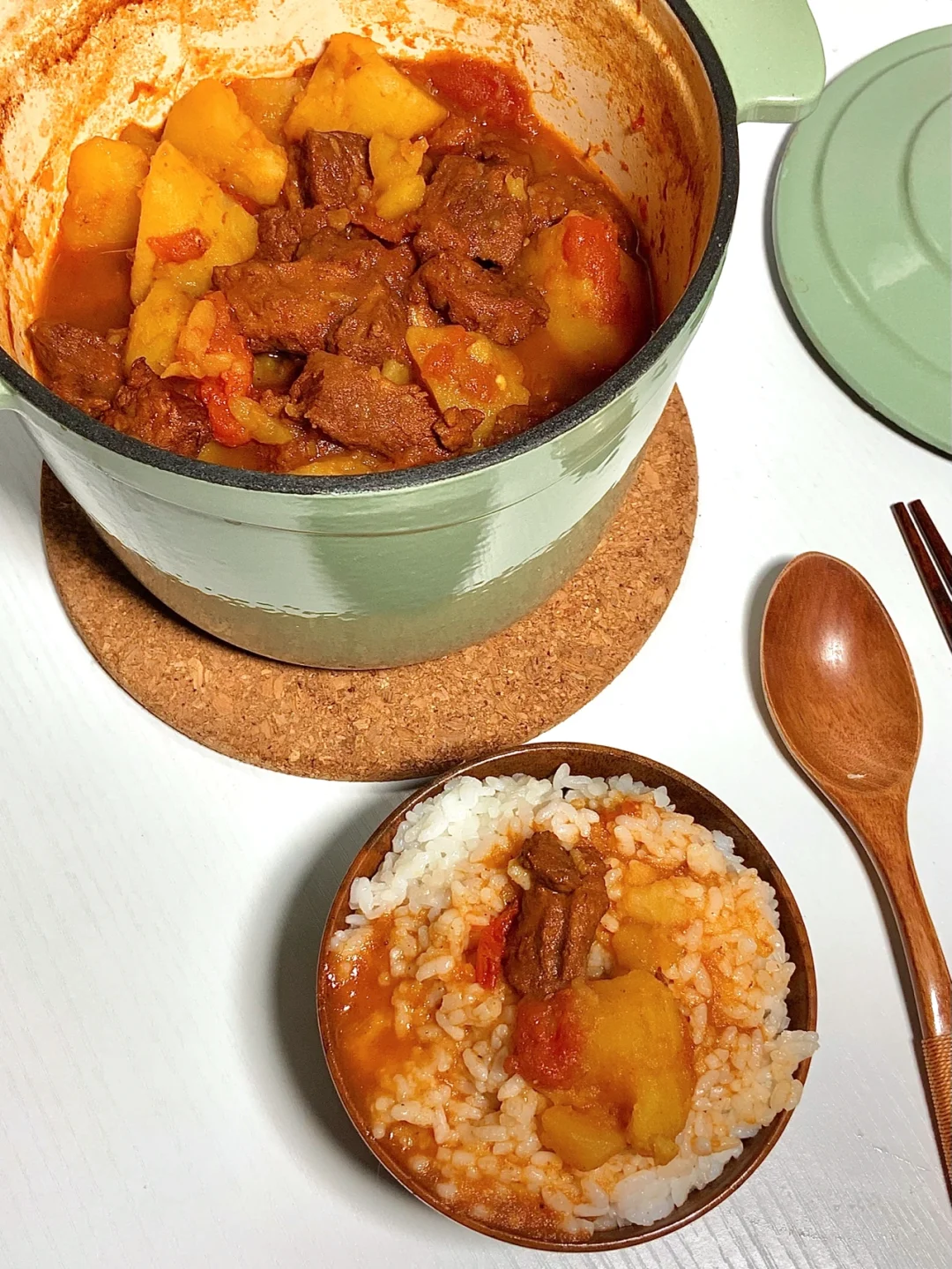 番茄土豆炖牛腩｜拌饭也太香了🥺汤汁浓郁🍅