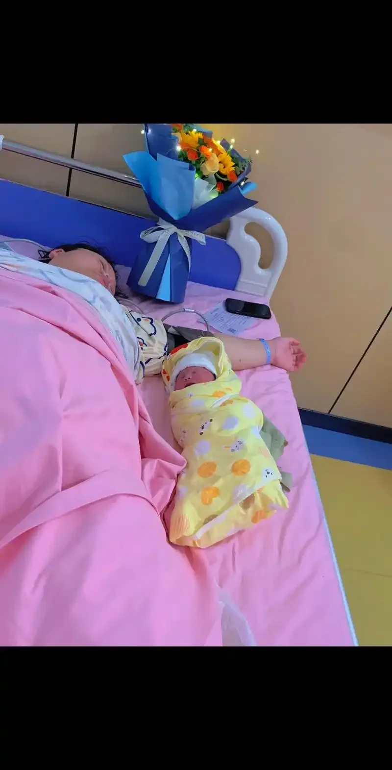 卧床35年，她用生命生下孩子！这才是母爱最