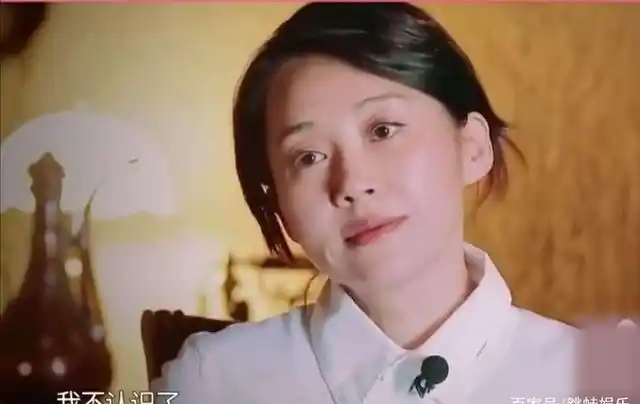 毛阿敏对许晴称呼的变化

2015年《花儿与少年第二季》土耳其卡帕多西亚的晚餐上，52岁的毛阿敏为融入宁静、陈意涵群体，当众侧身热聊并全程无视身旁许晴的多次求助；许晴两次索要房间钥匙未获回应，只能托井柏然传话离场，回房后崩溃大哭，含泪说出“我信任的、交心的、我爱的毛毛姐，我不认识了”。毛阿敏对许晴的