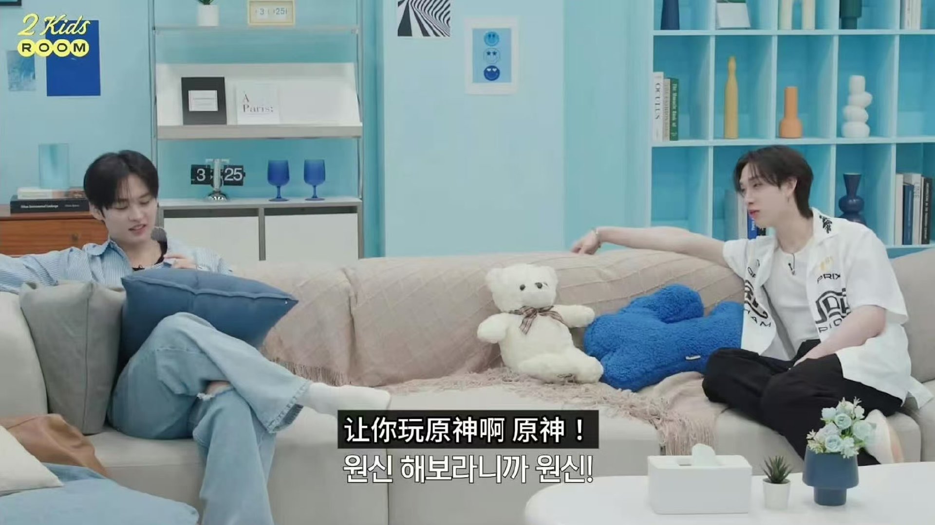 在游戏改编电影这个类别里，可能是因为《夜勤事件》珠玉在前，相比之下，《生化危机爆发夜》绝对是同类别里我今年看过最好看的一部，从剧情到怪物的造型设计都很舒适；以上都只是纯路人角度的观后感，因为晕3d的缘故，所以对原作游戏无福消受，甚至就连实况都看不下去，晕到这个份上真的不如： ​