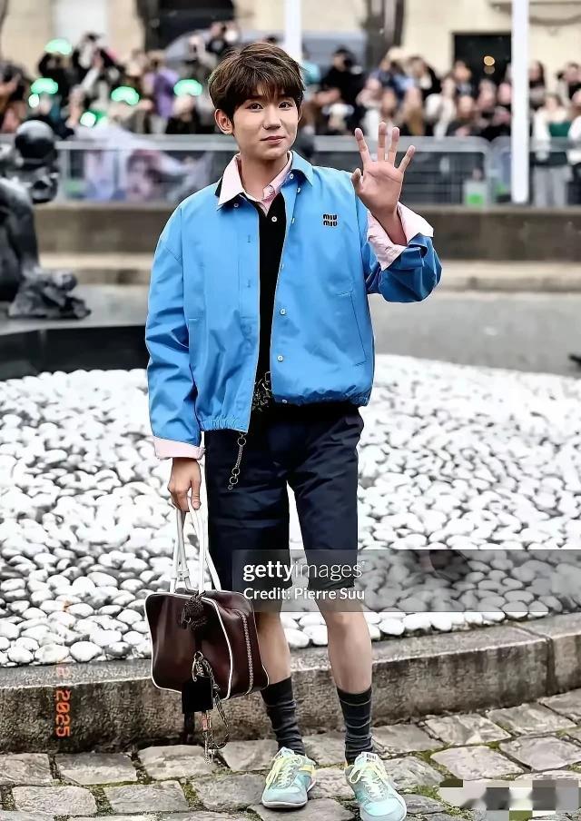 大家别吵了，这个就是王俊凯