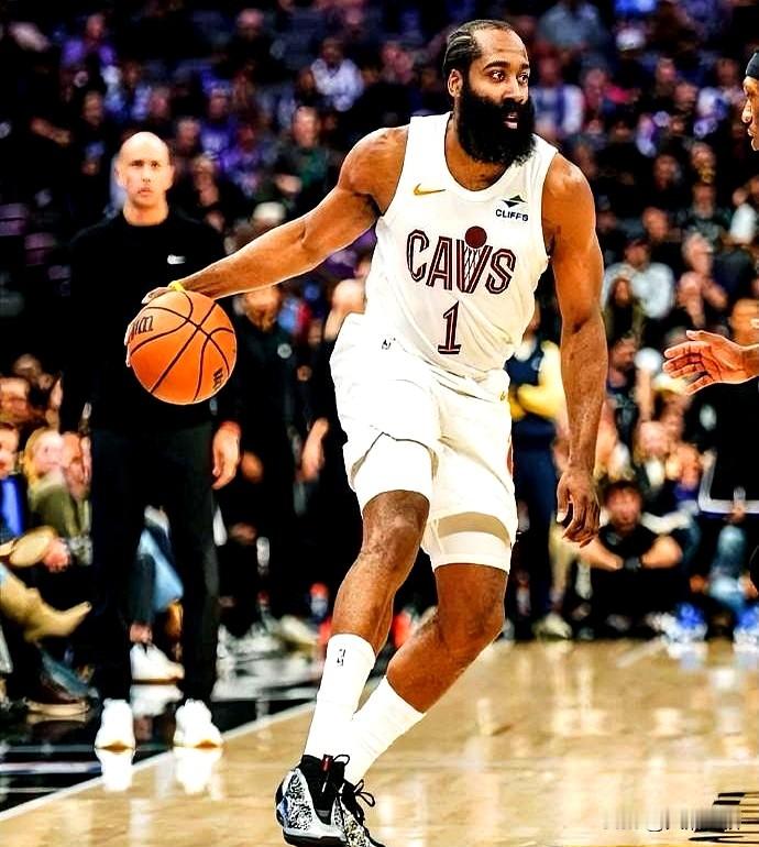 季后赛赢90场还没冠军，这什么水平？    美媒最近搞了个榜单，现役没...