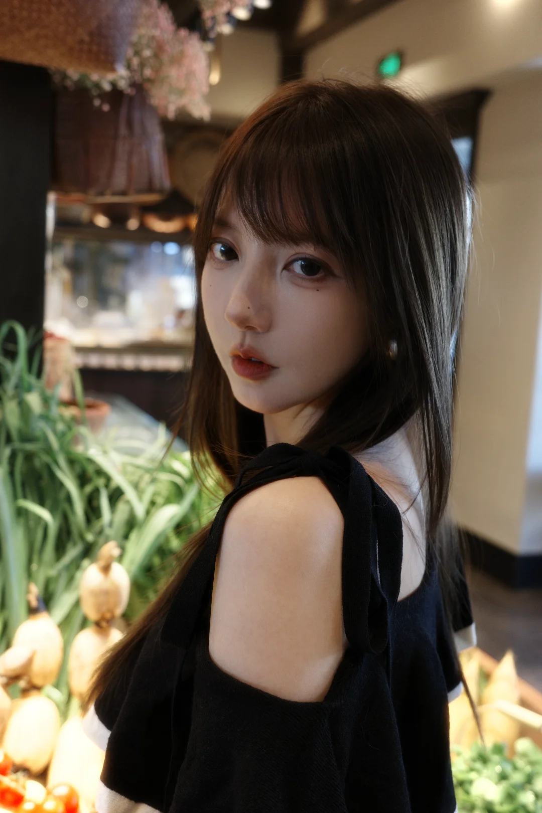 听说大小姐买菜要带10个随从