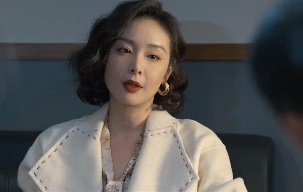 百花影后卫诗雅《空枪》演大嫂火了，和高叶版大嫂比，谁更有味道？ ​