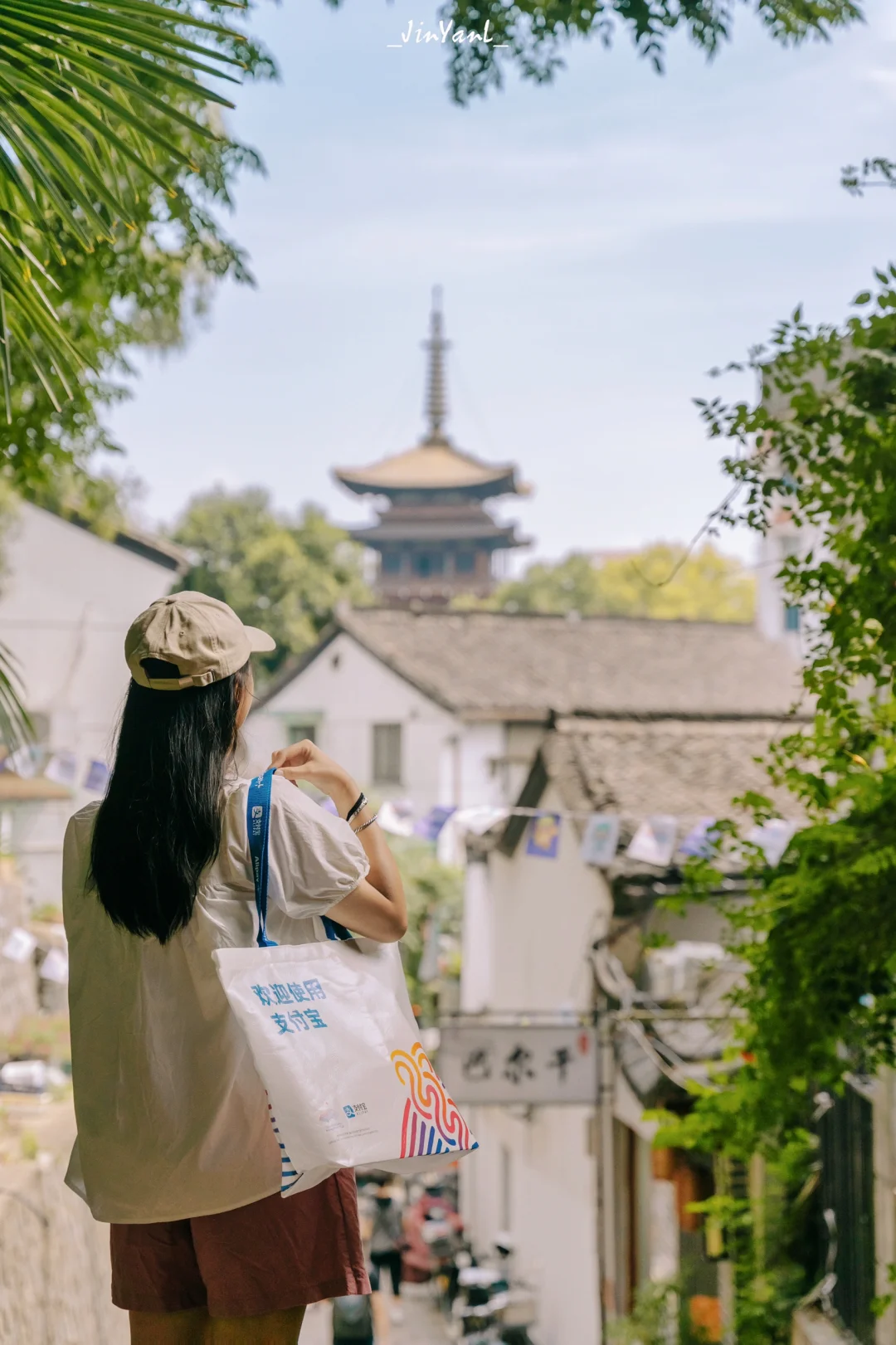 问了30个本地人，杭州人都爱的citywalk路线