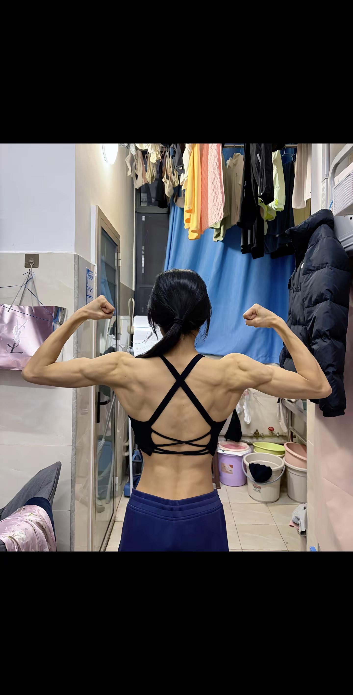 看完正面再看下背面🤭。