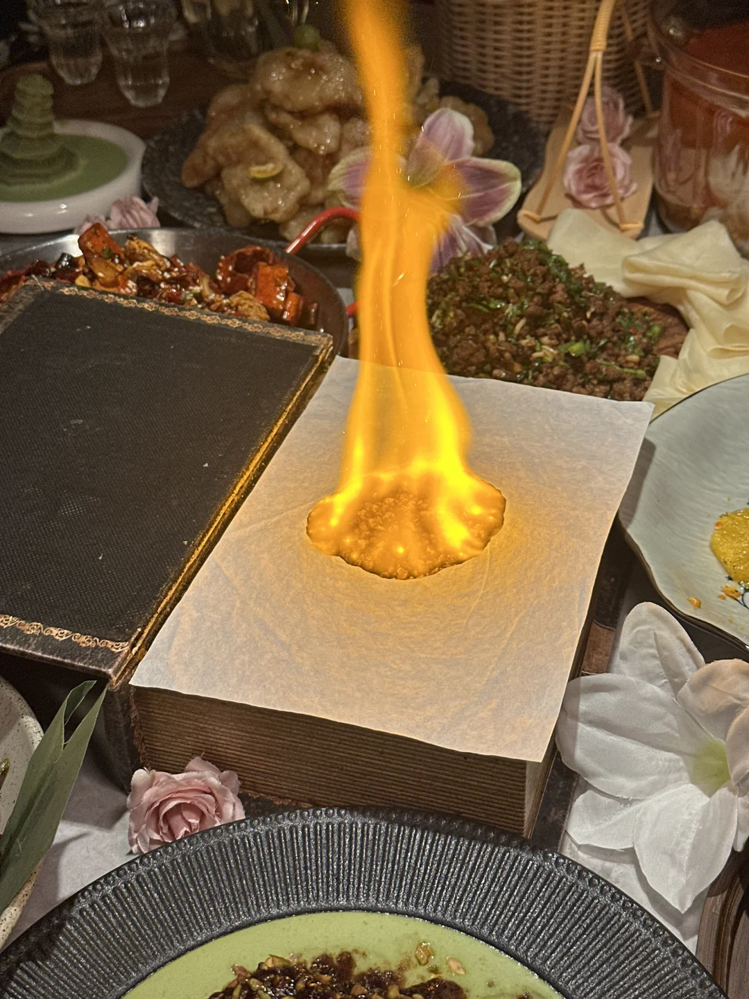 平度天花板！N刷不腻的新中式融合菜🥢 	 平度聚餐约会直接锁s这家！...