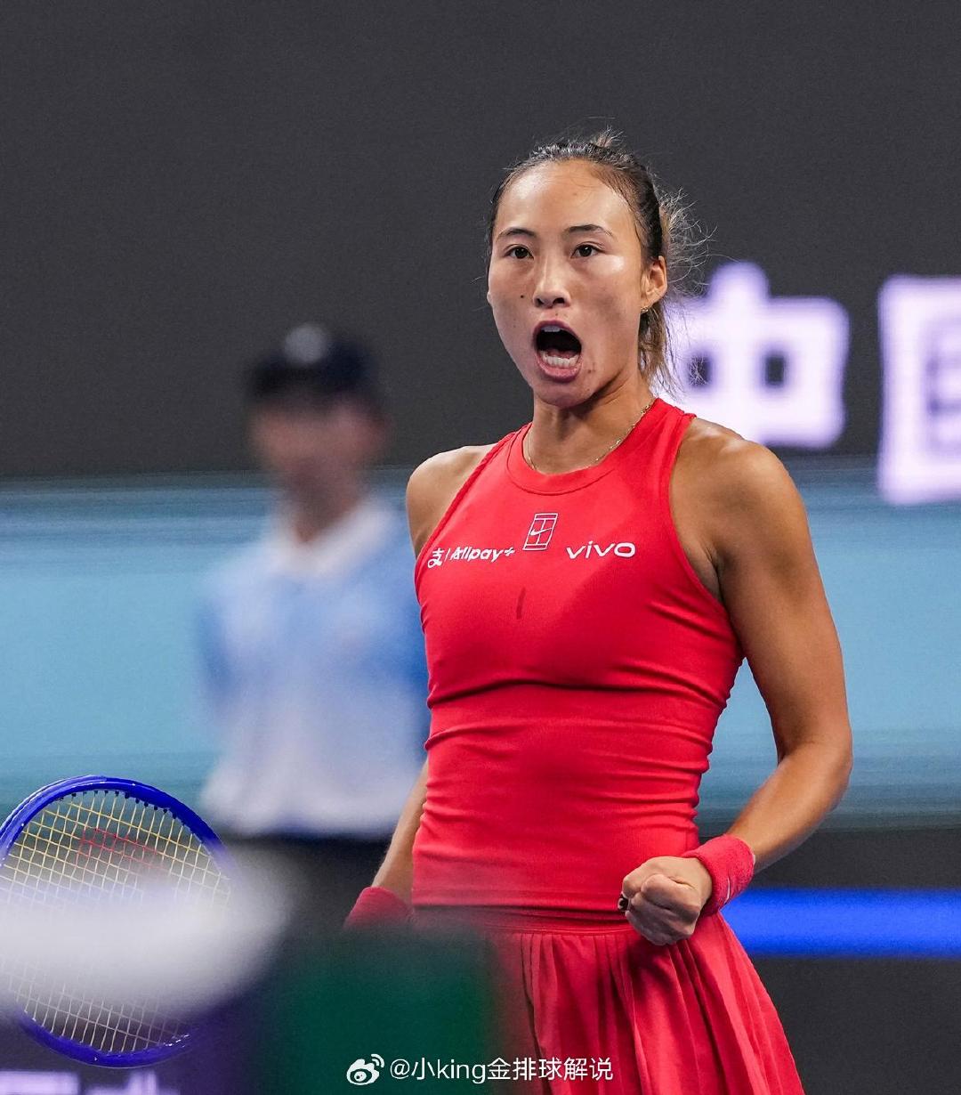 郑钦文7-5 6-2梅尔滕斯，郑钦文首进中网决赛，也是中国人首次晋级中网女单决赛[赞]
#郑钦文2比0梅尔滕斯##郑钦文首进中网决赛# ​​​