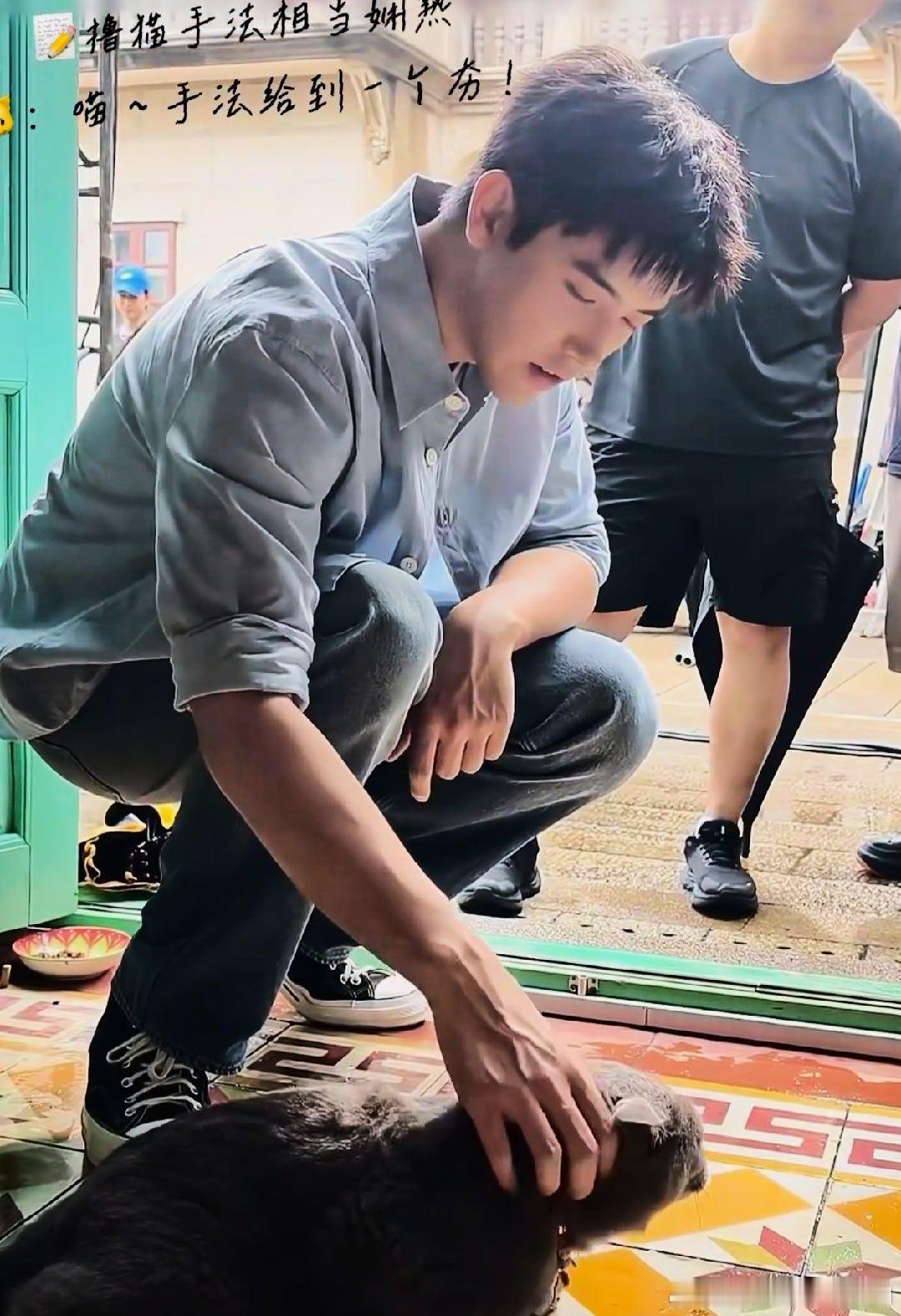 瑟丝吃得真好[色]#陈飞宇[超话]# 🐟​