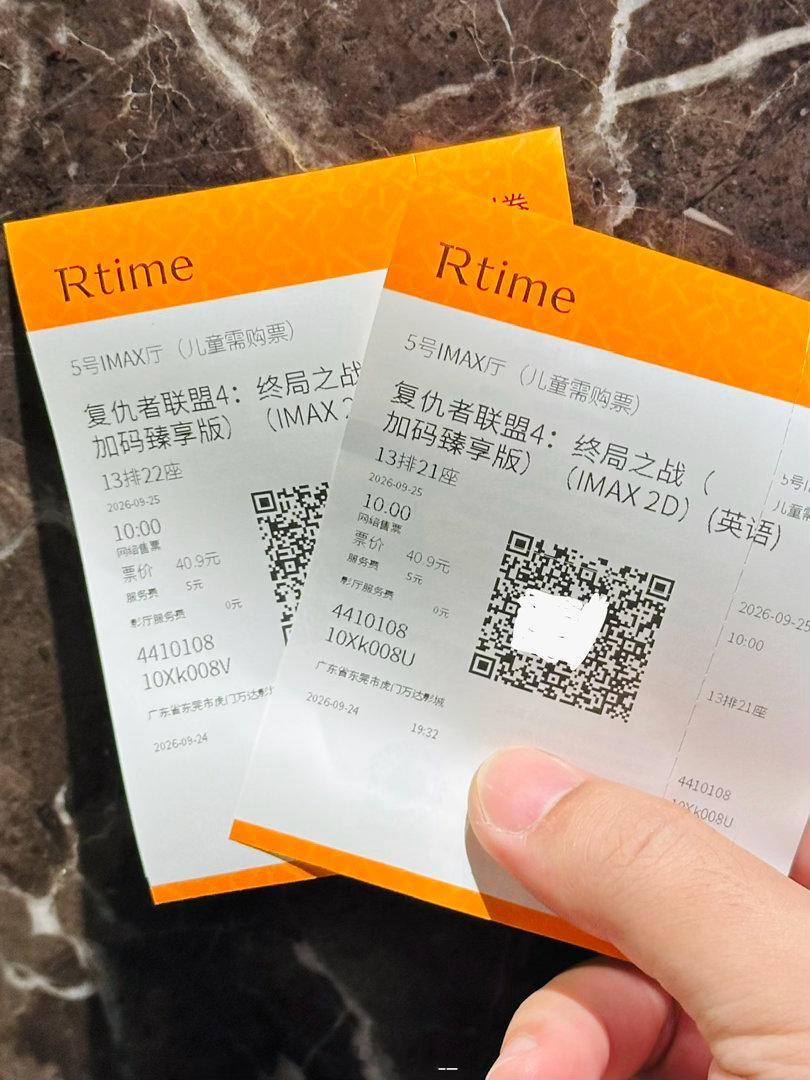 19年复仇者联盟4首映，我儿子还没出生，一眨眼就6.5岁了。昨晚说带他去看复仇者联盟，兴奋不已。
我是很支持旧电影能重映的，一方面新电影很多都很烂，一方面好电影只放一次就真的太可惜了。 ​