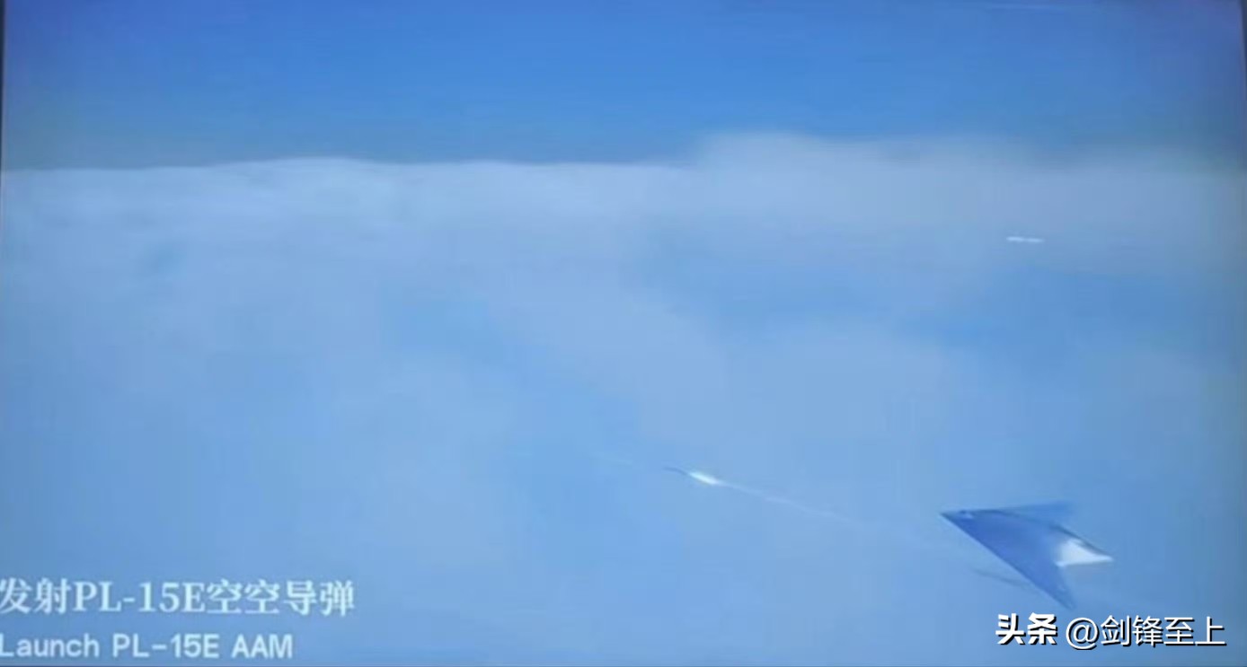 什么飞机已经不重要，现在空战主要看导弹和雷达
攻击21也可以发射霹雳15，其他国家怎么打？
最最关键的是，076也要上攻击21，你让F35们以后怎么活？
