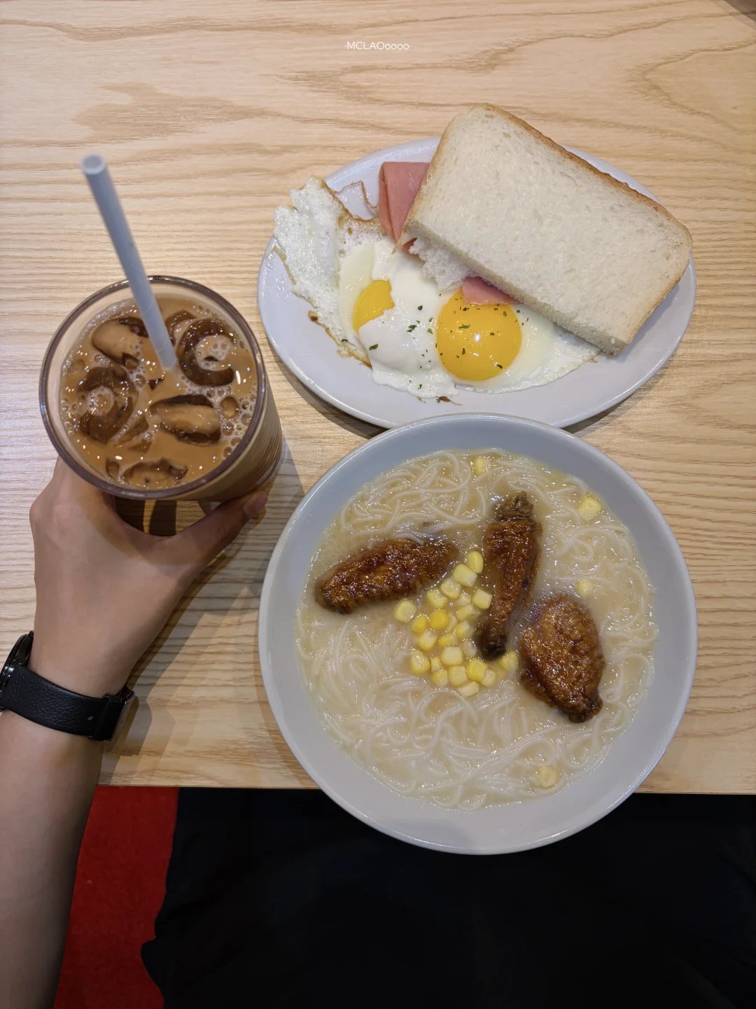 一人遊𝕥𝕣𝕒𝕧𝕖𝕝🚶在港島飲飲吃吃的12h