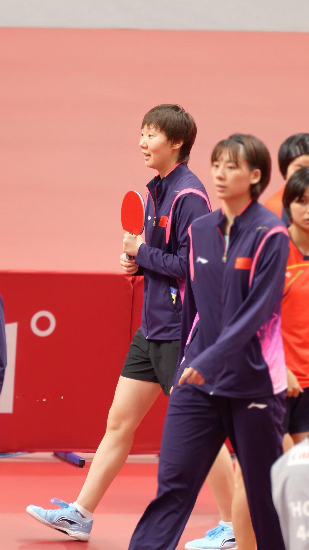 本小鱼有要事相奏
#王曼昱# ​