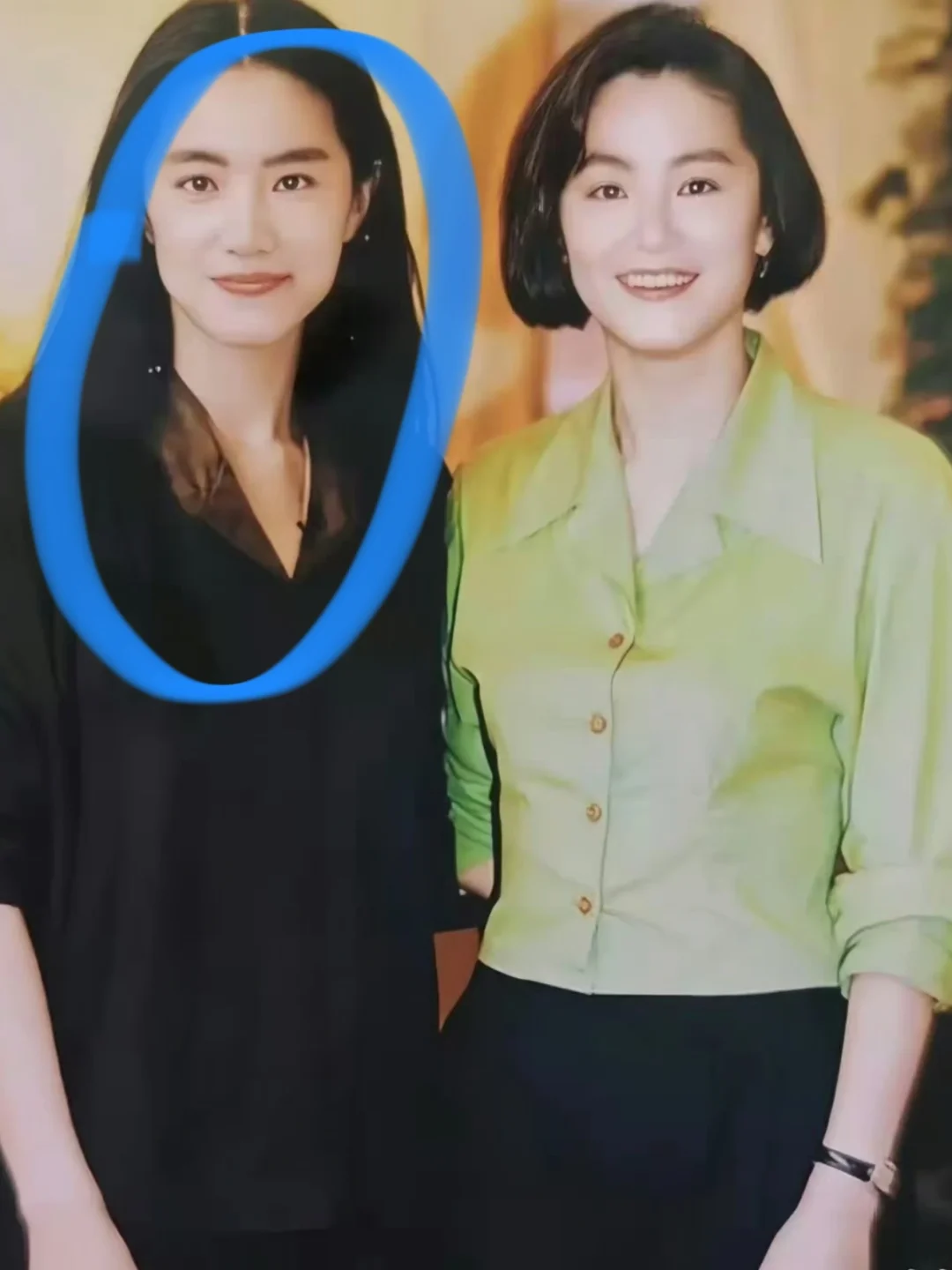她是谁，好美