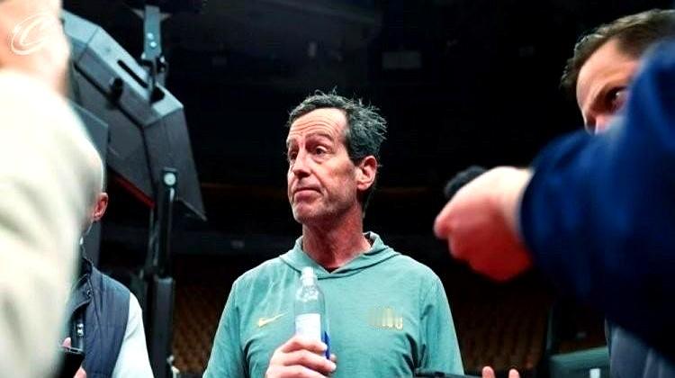 2-0领先就稳了？猛龙队给骑士队上了一课。    回到多伦多主场，猛龙...