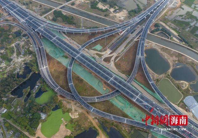 【海南将新建、改造一批公路项目 打造洋浦国际航运枢纽和海口门户枢纽】8...