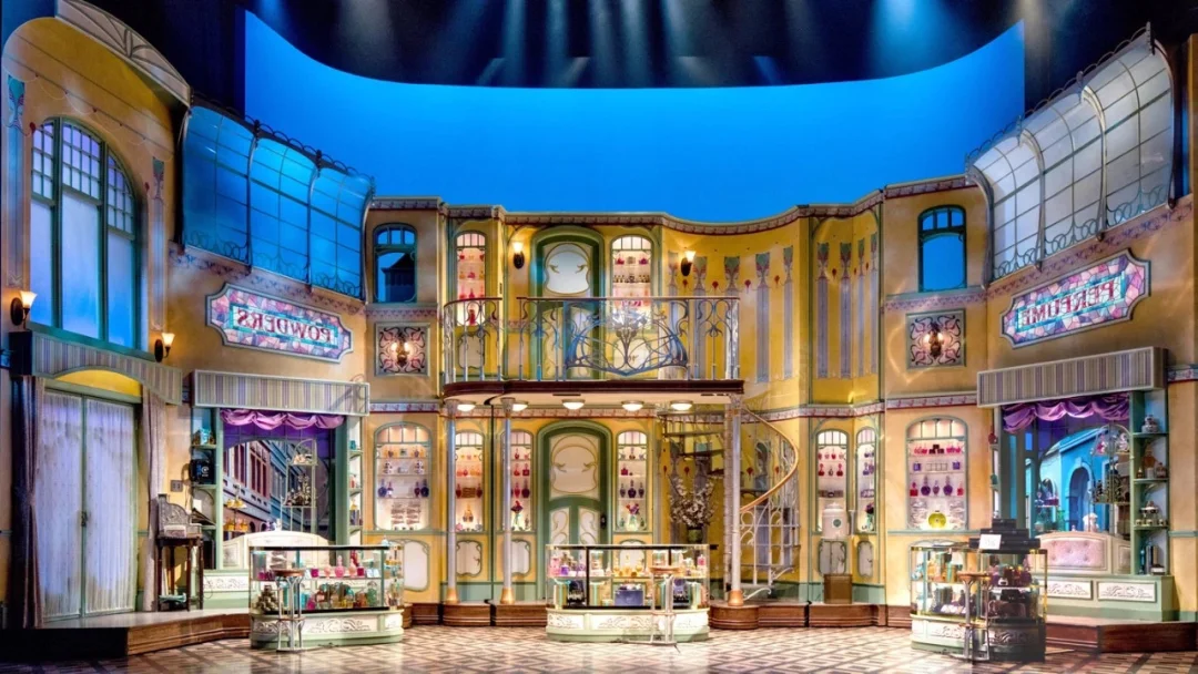 戏剧——舞台上的布景集锦（九）