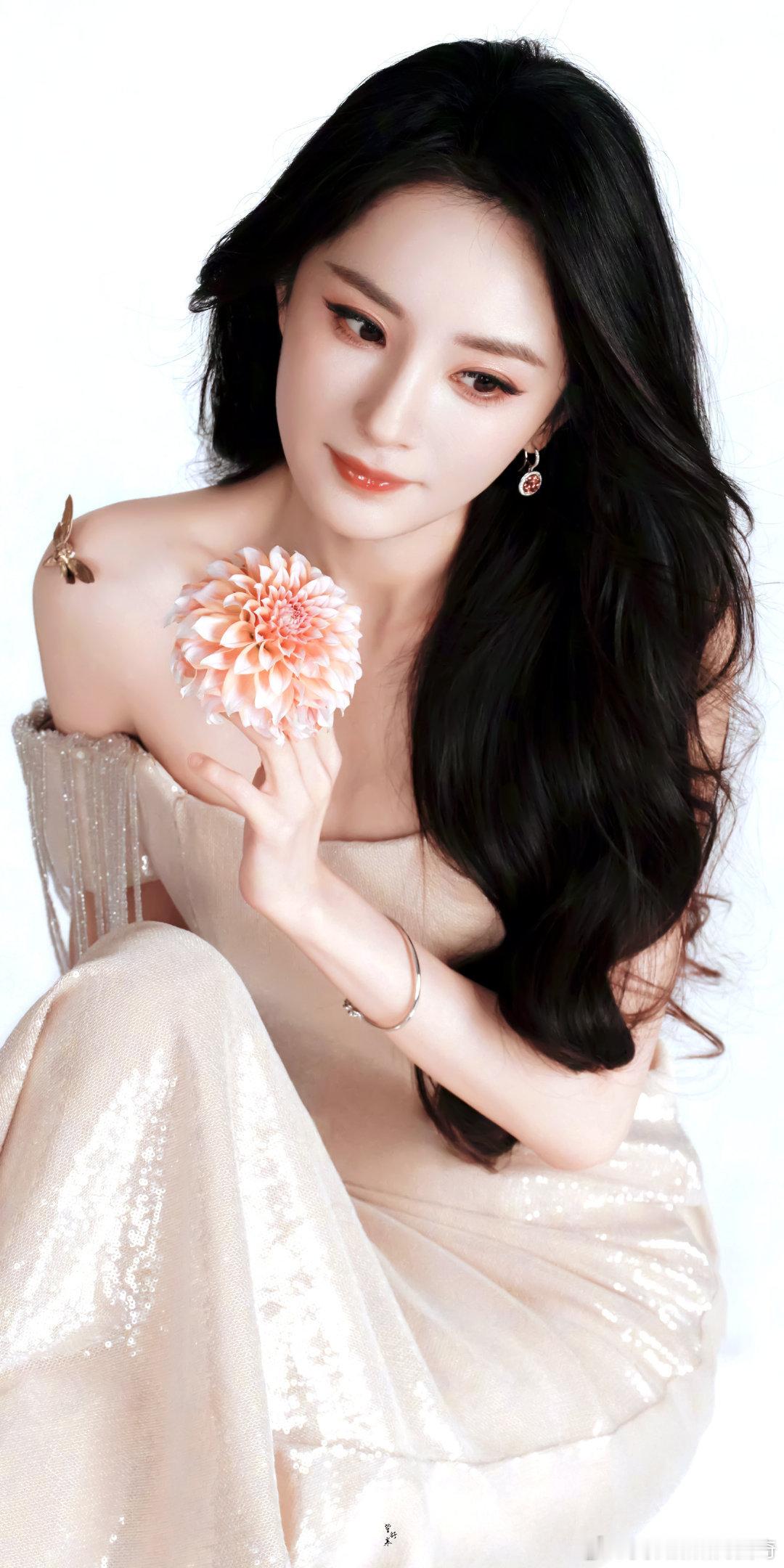 #杨幂[超话]# 姐姐好美 ​
