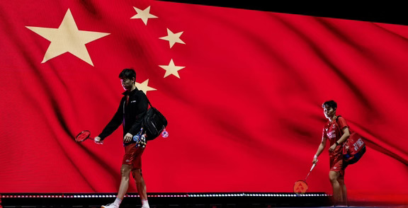 国羽混双是真的强！
	
丹麦羽毛球公开赛，冯彦哲/黄东萍2-0轻取许邦荣/赖沛君连续五年闯进本站决赛，蒋振邦/魏雅欣2-1逆转队友程星/张驰本赛季第五次打进决赛，成功会师决赛包揽冠亚军！
随后，梁伟铿/王昶 vs 阿尔菲安/菲克里、鲍骊婧/曹梓涵 vs 陈康乐/蒂娜、王祉怡 vs 山口茜
	
马来西亚羽毛球公开赛，沈烜垚/张佳晗2-1击败霍里扬西亚/贾米尔，马曦翔/覃惠芷2-1击败里汉/梅拉蒂，成功会师决赛包揽冠亚军！
朱轩辰2-1逆转里查多、王子峻2-0力克全奕镇，袁安琪2-0力克金佳蓝、徐文婧2-0轻取金敏煊，提前包揽男女单打冠亚军！
#丹麦羽毛球公开赛 #马来西亚羽毛球公开赛 #羽毛球