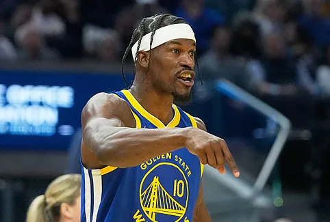 莱利谈交易巴特勒：去年我们赢37场，今年多赢6场&amp;这是进步 0...