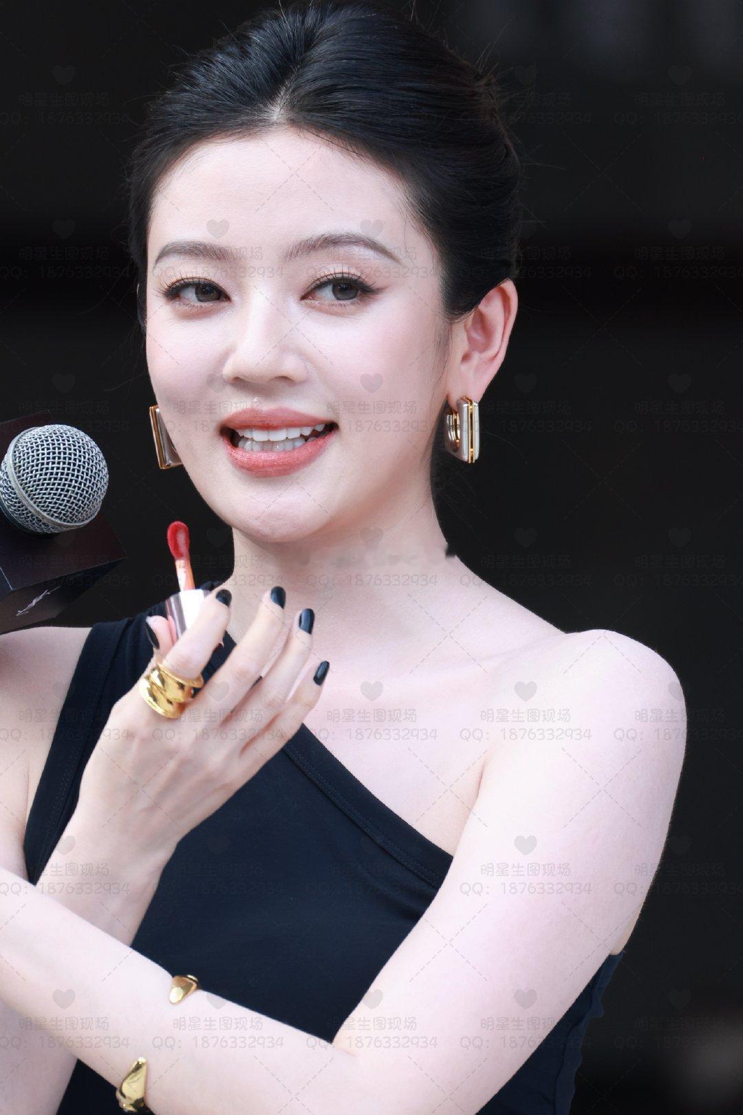 ♥️何瑞贤今日活动 ​