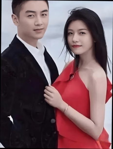 陈妍希首度聊离婚！这份通透真的被狠狠戳到！
看完《我家那闺女》，被陈妍希谈离婚这段整破防了。

没有卖惨、不甩锅，语气平静又坦荡。她说心里有遗憾，但并不是撕心裂肺那种，朋友感慨她离得太早，她淡然说道每个人命运不一样，接受现实，只管向前走。
 
她坦言不后悔结婚，更不后悔生下小星星，孩子是很珍贵的礼物
