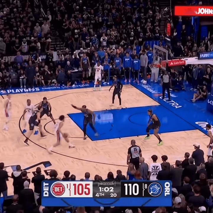 今天聊聊魔术VS活塞进攻：高个群的“碾压式团队流”   魔术根本不玩单...