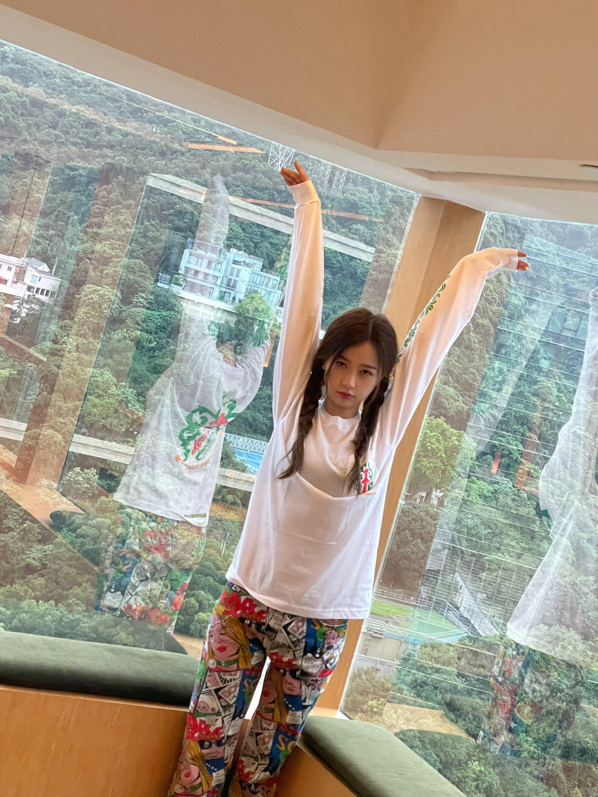 🖼👜🍔🦋📸✨👧🕶💙🌻
#虞书欣# ​ ​