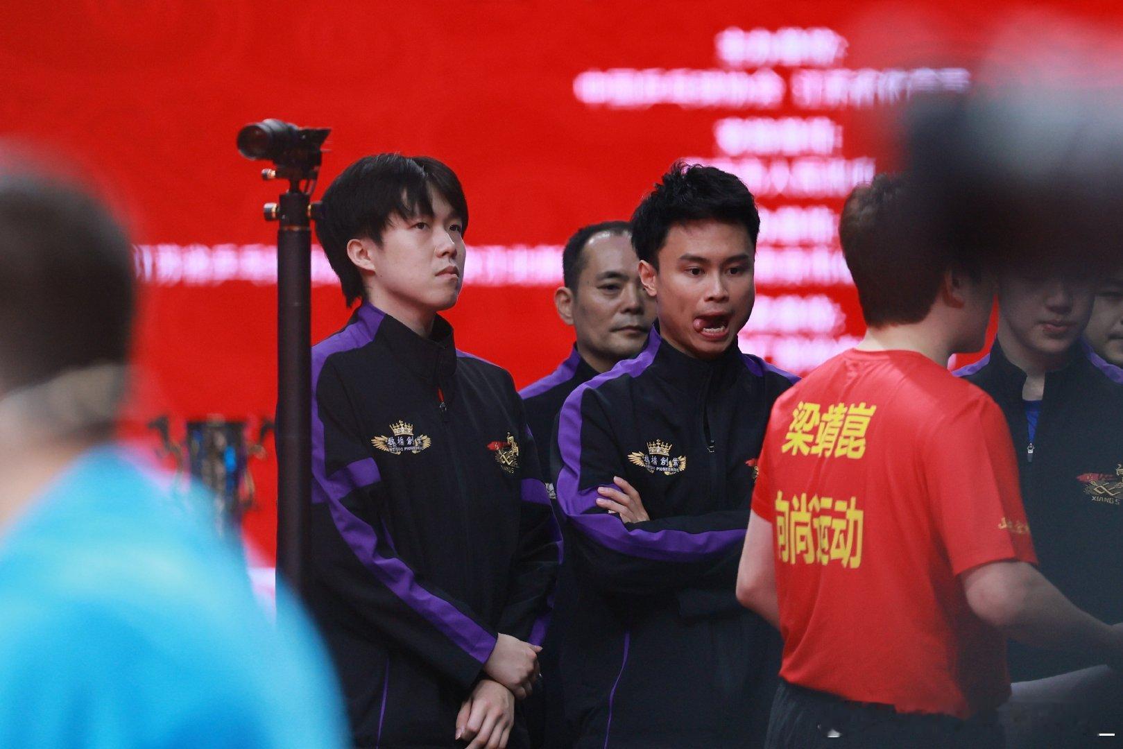 #体奢一[超话]# 帅的很突出[给你小心心]#王楚钦# ​